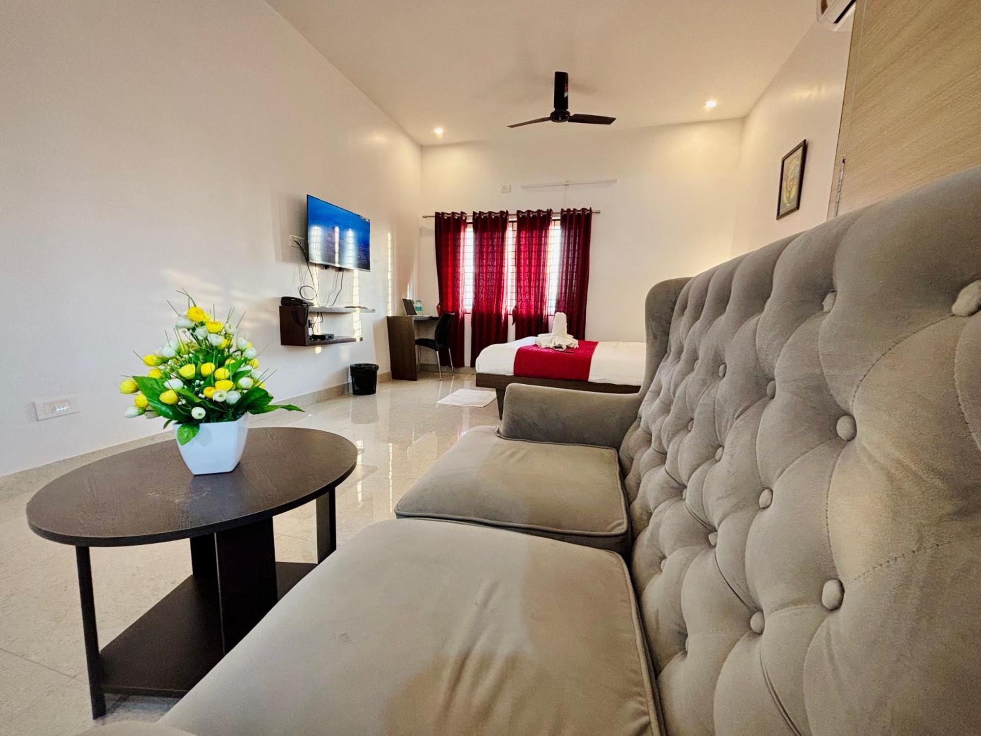 Sai Shreyas Residency Otel Dod Jala Dış mekan fotoğraf